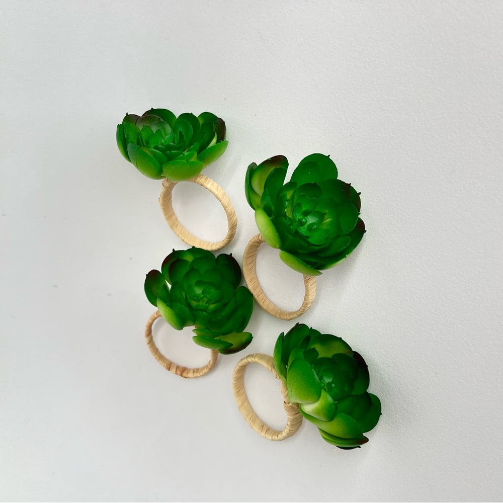 🤍Green Succulent Napkin Rings - Picture 5 of 8